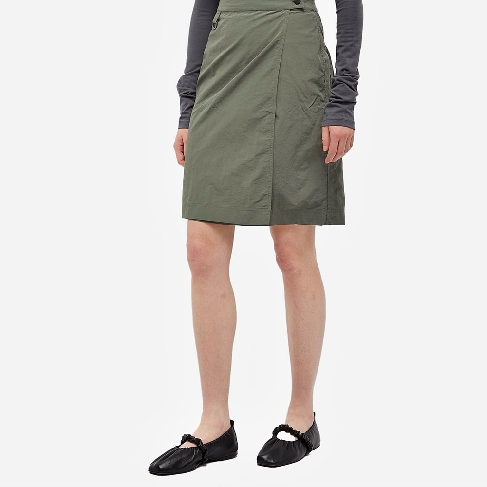 NWT Peachy Den Mimi Khaki Olive Green Gray Nylon Utility Cargo Mini Skirt sz M